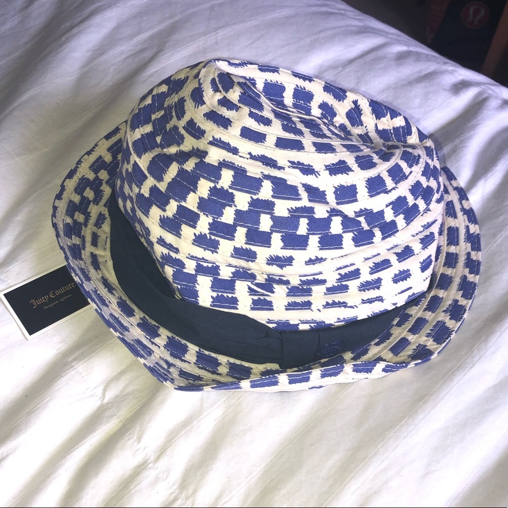Juicy Couture Bucket Hat